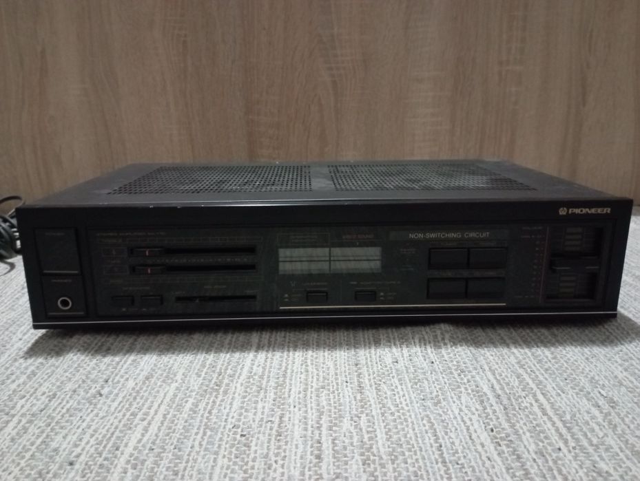 Amplificator Pioneer SA_770. Pret 350ron