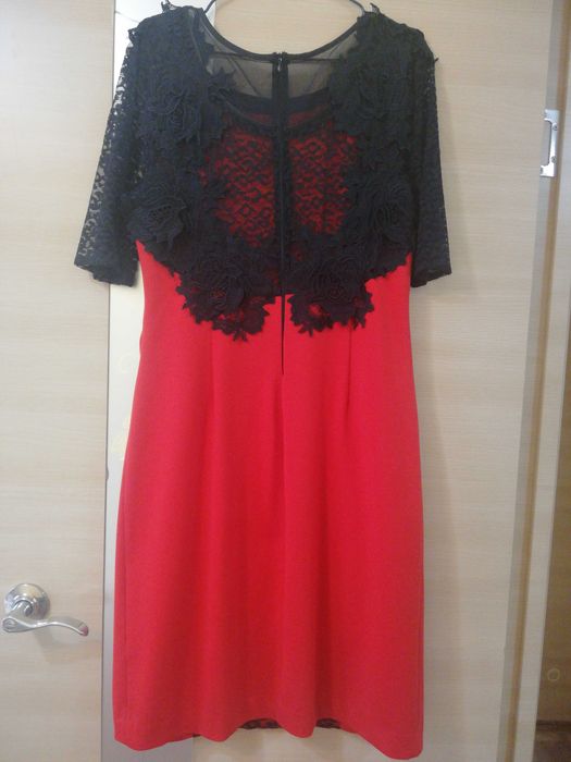 Платье нарядное 48-50 размер