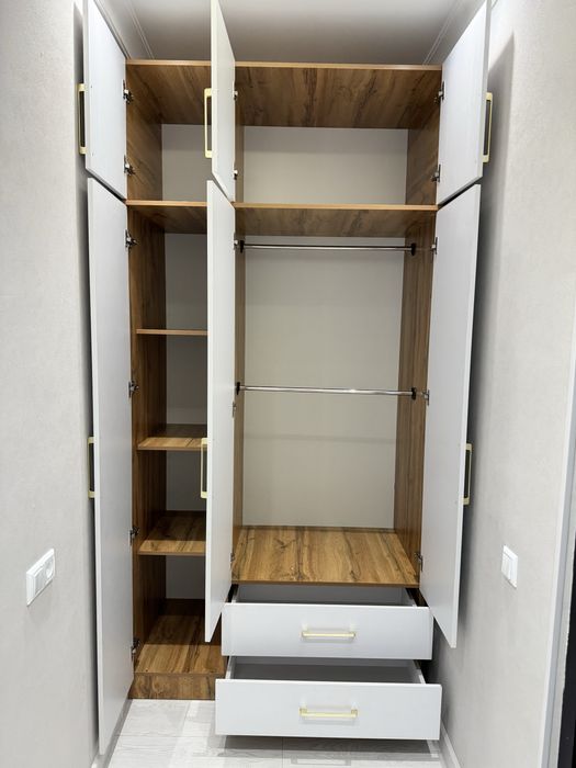 Shkaf sotiladi dastavka ustanovka bepul