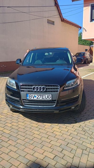 Vând Audi Q7 unic proprietar