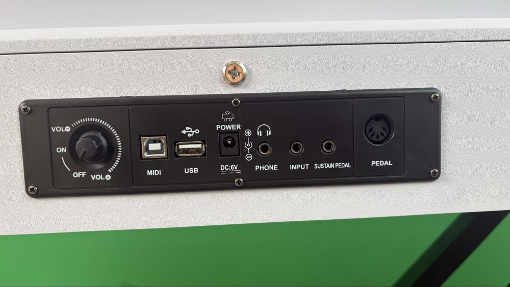 Цифровое пианино