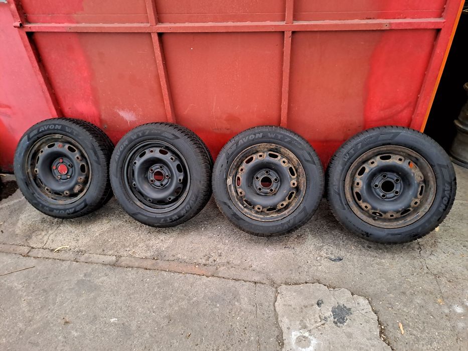 4бр. 14" 5Х100мм Джанти със зимни гуми 185/60/14, 5x100