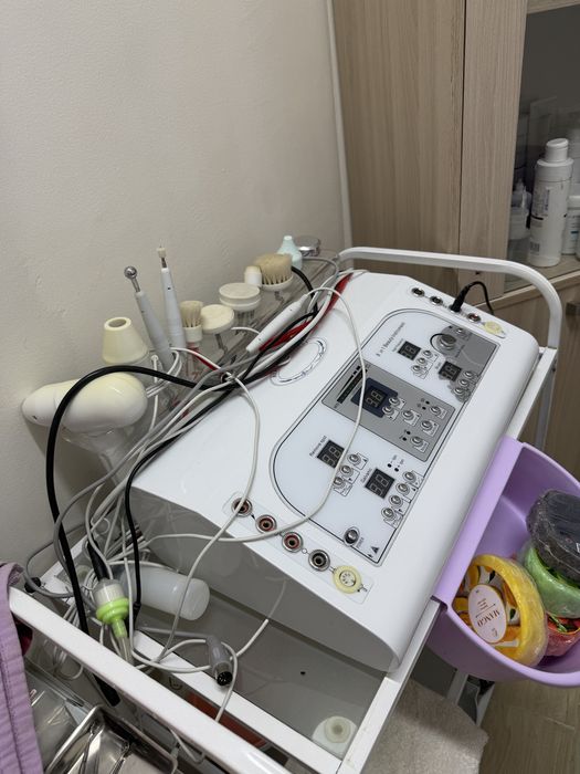 Косметологический аппарат