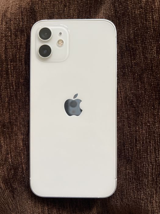 iPhone 12, 64 GB 77%