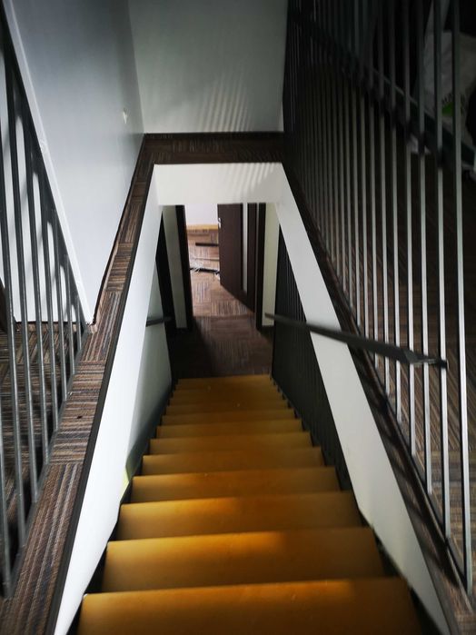 Vand casa strada Meteor