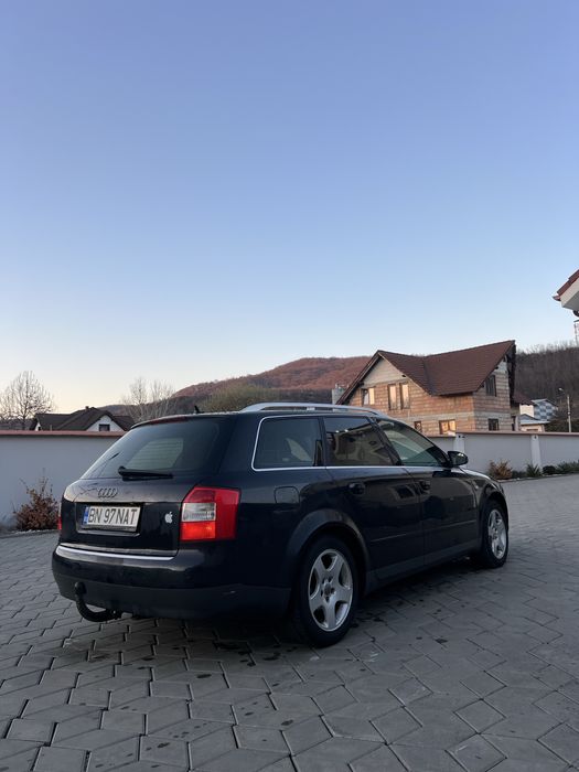 De vinzare Audi A4 B6 1.9 disel 131 cp