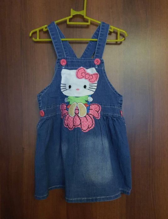 Продам платье/сарафаны на девочку