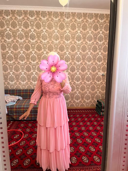 Ұлттық киімдер, кешкі көйлектер