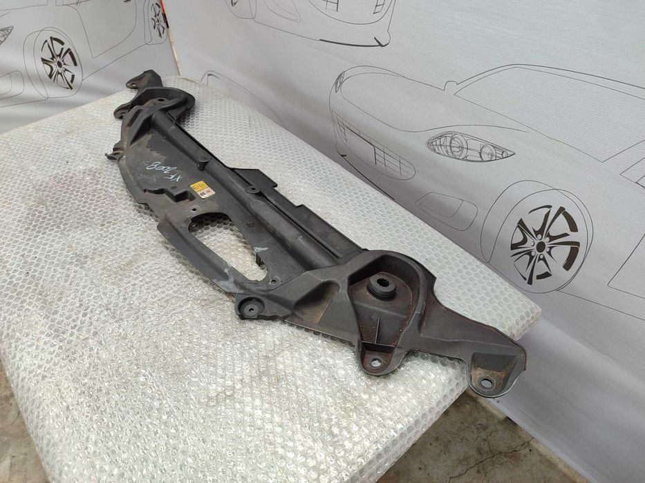 Suport Superior Radiator / Ghidaj Aer Frontal Jaguar XF (X250) 2007–2015 / Cod OEM 8X23-8A303-AD (4D2)