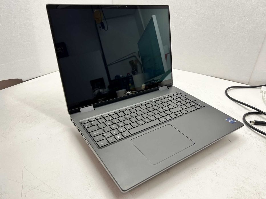 Реновиран Dell Precision 7670 16" Touch 4K i7-12850HX 64GB DDR5 1TB Nvidia RTX A2000 8GB