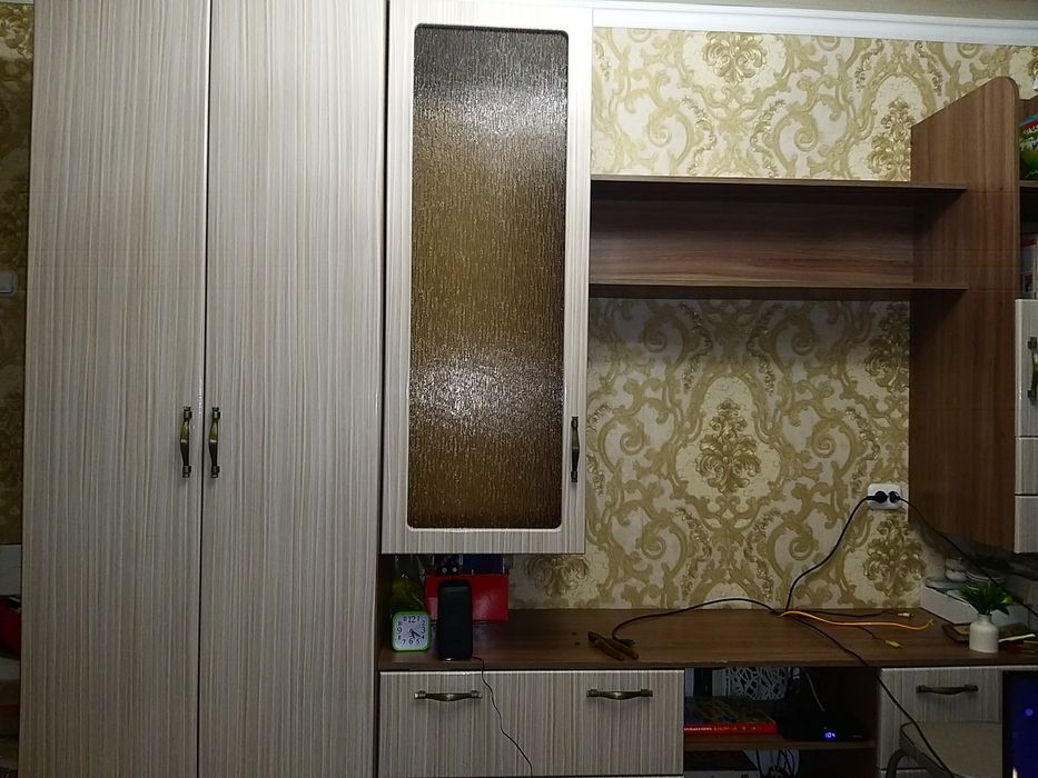 Продам стенку для гостиной