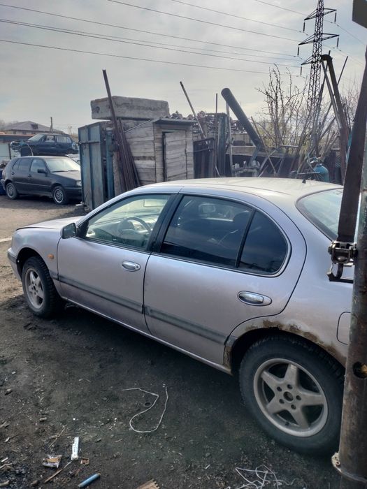 Ниссан максима 96 год в разборе.