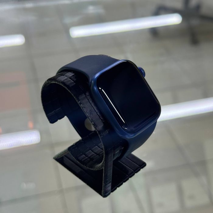 Apple Watch 7 / 41mm / 96% / ID4235