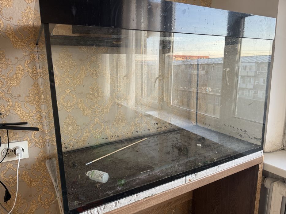 Аквариум 250 л с тумбой вместе