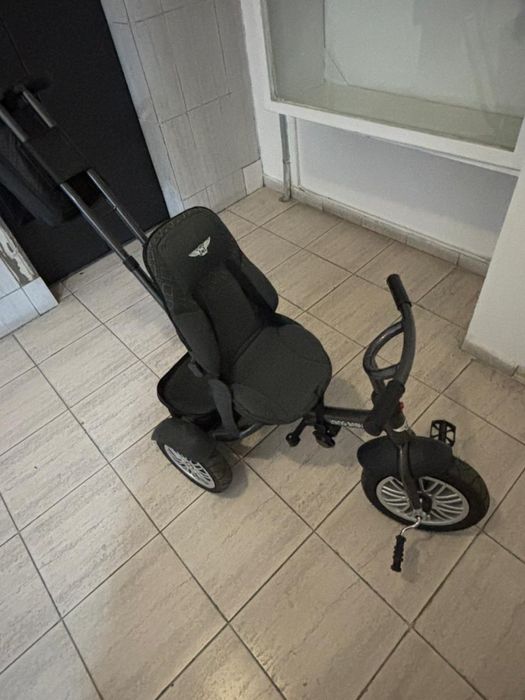 Детский трехколесный велосипед