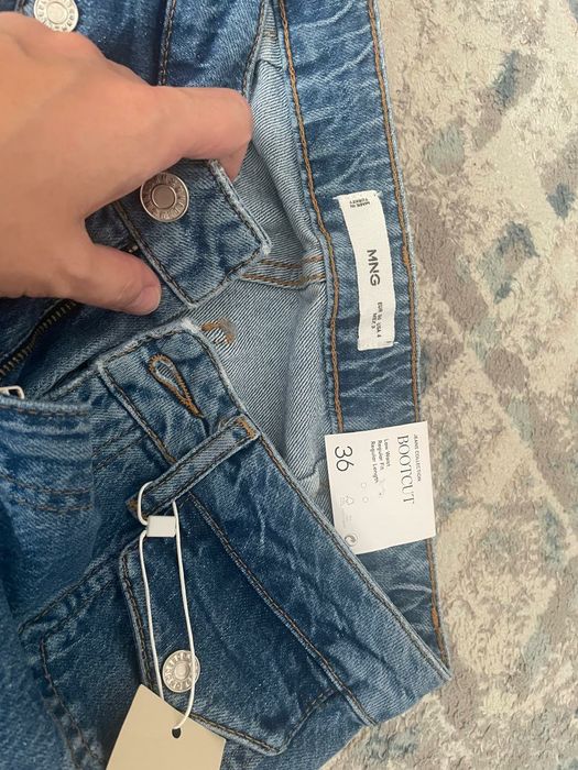 Джинсы Mango. Новые.