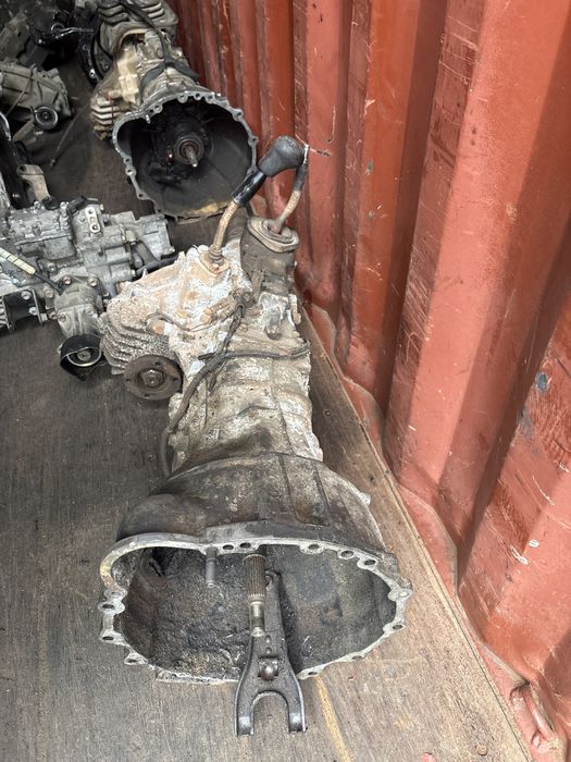 МКПП 4ZE1 Isuzu troper/Двигателя 2.6