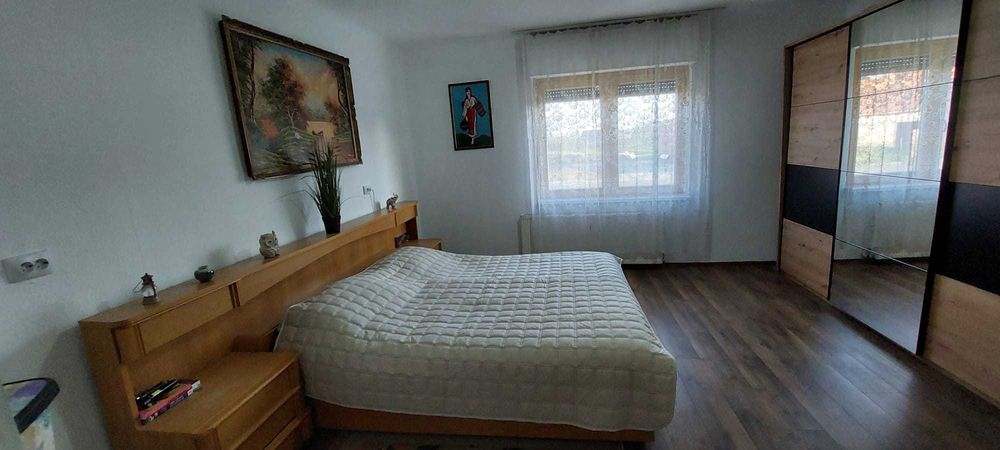 Casă de vanzare la țară