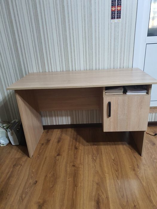 Стол компьютерный