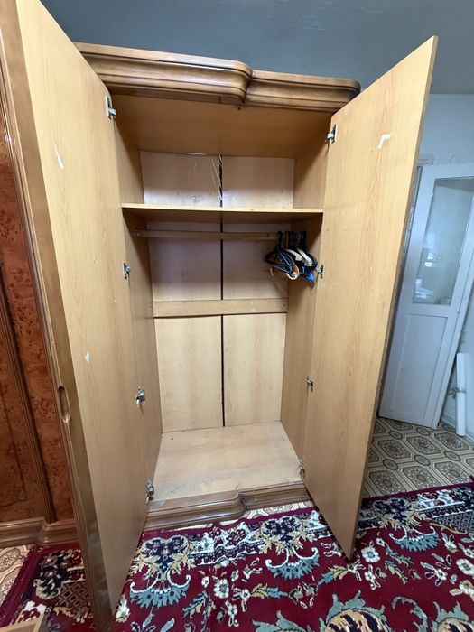 Шкаф в хорошем состояний