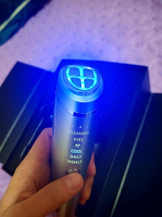 Массажер для лица