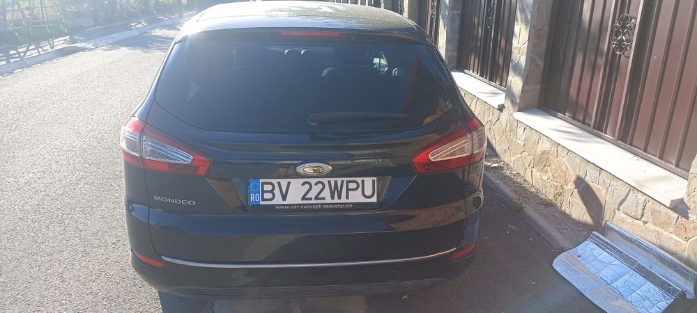 Când Ford Mondeo