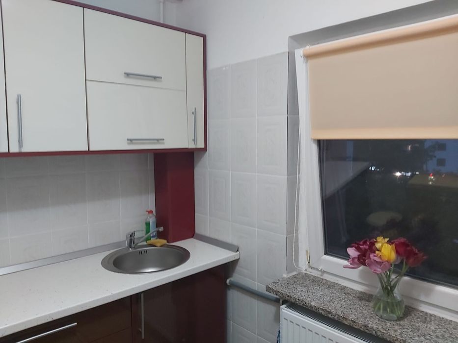 Garsoniera decomandată centrala