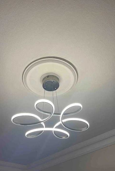 Комплект 2бр  Лед / LED полилей с дистанционно НОВИ