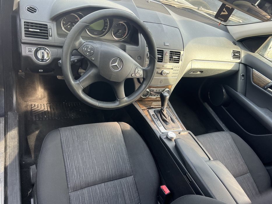 Мерцедес w204 2.5Cdi 204h.p