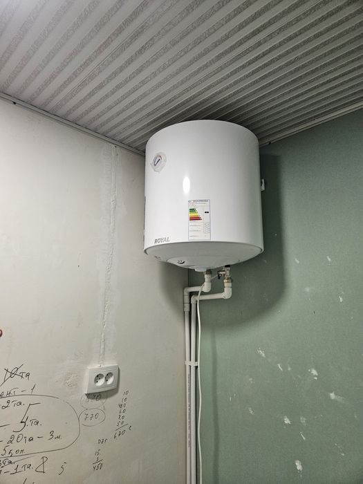 Аристон сотилади