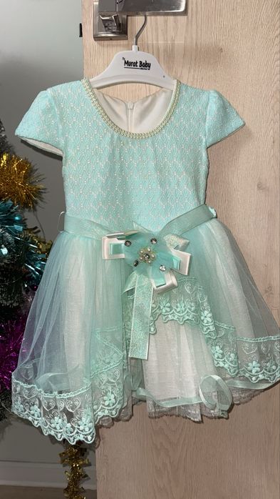 Платье на девочку 1-1.5 года