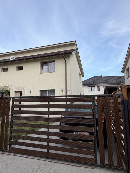 Inchiriez casa 3 camere(tip duplex)