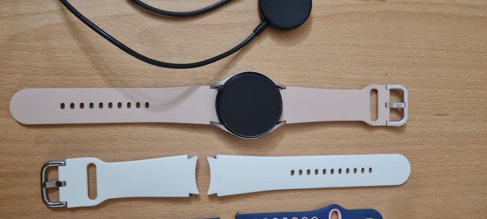 Galaxy watch4 40mm pink gold