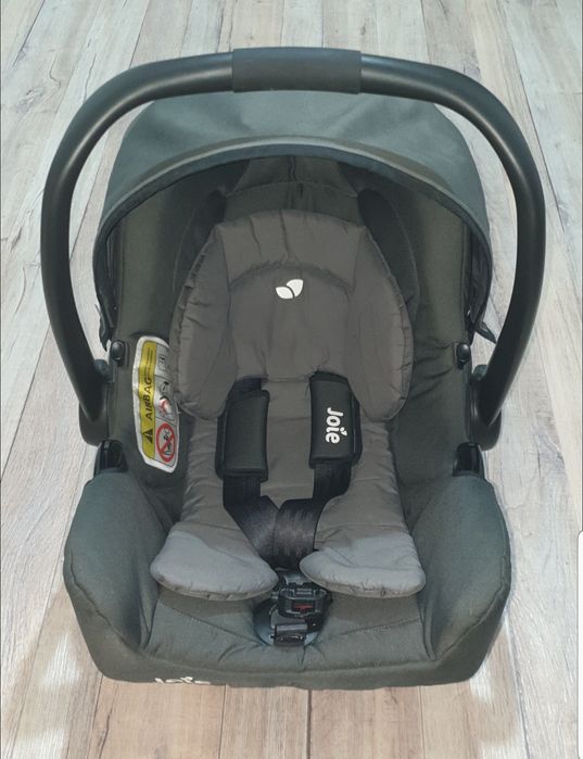 Продам автокресло. 7500