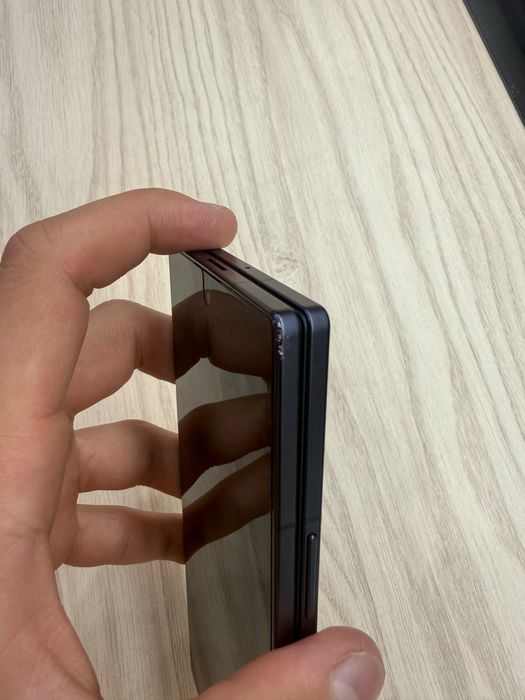 Z Fold 7 12/256 srocna