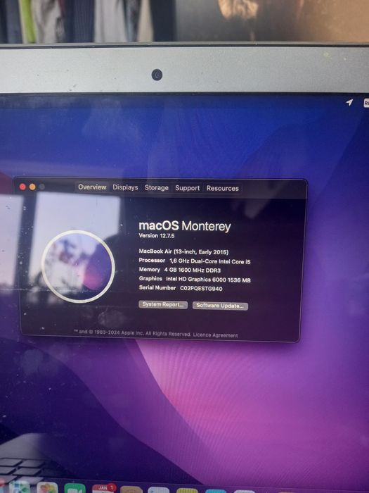 Laptop MacBook 13 inch OS Monterey cu incarcator