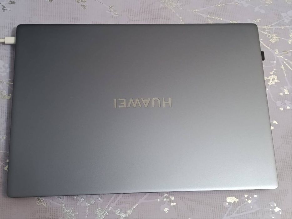 Ноутбук Huawei MateBook D16