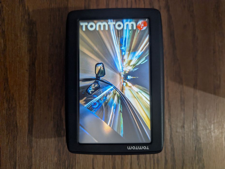 Gps tom tom că nou
