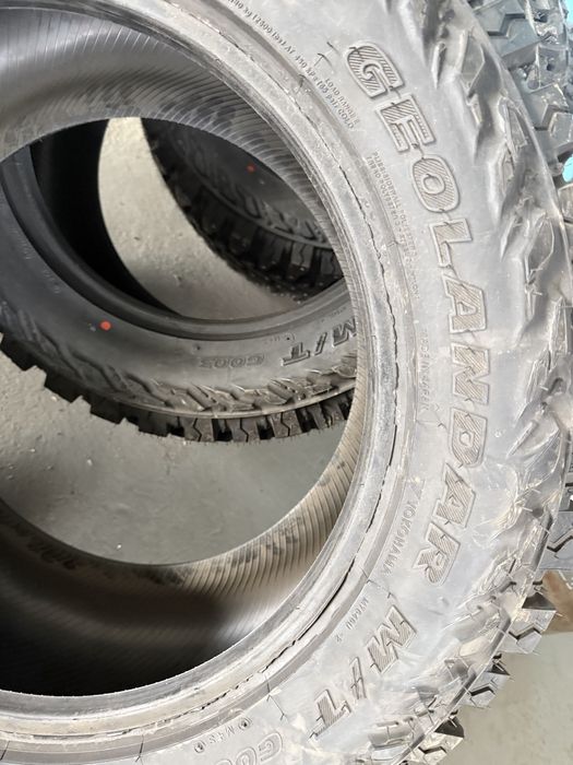 Резина 12.5х33 r 20 шипованное.