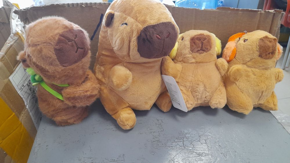 Капибара плюшена играчка