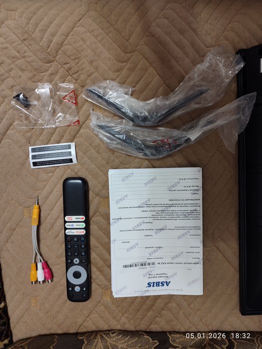 Телевизор TCL на запчасти. Диагональ 32