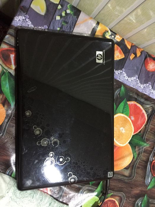 Hp kompyuter srochna sotiladi