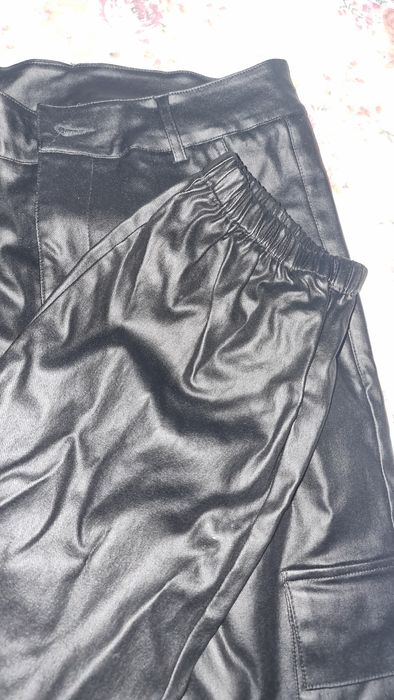 Pantaloni cargo dama negri L