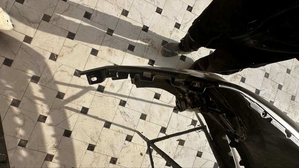 Передний бампер на Hyundai Accent