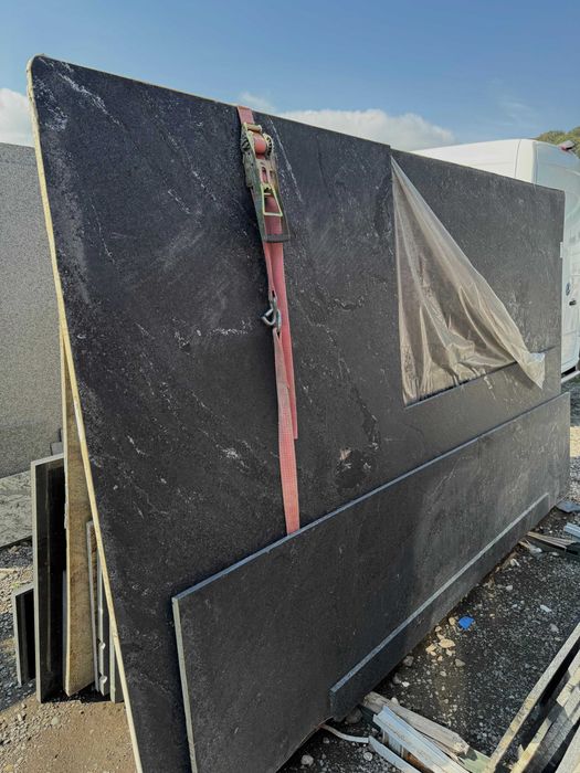Granit negru pentru interior si exterior