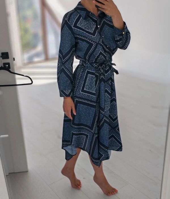 Rochie midi asimetrica