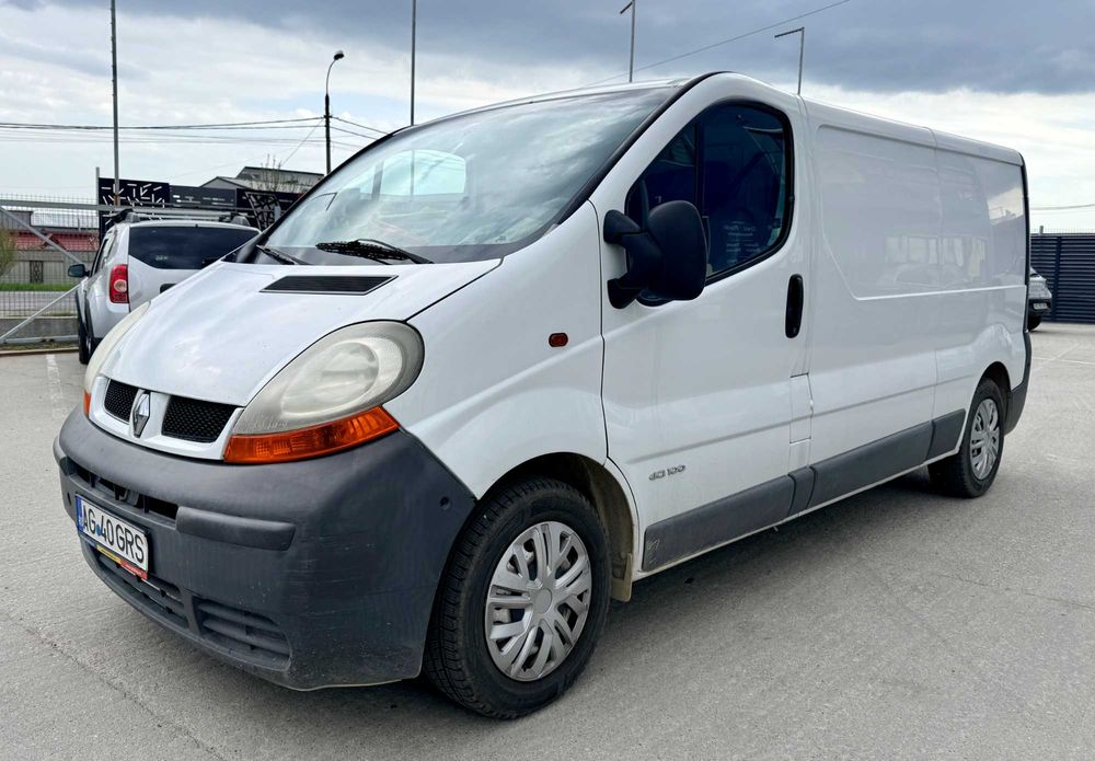 Renault Trafic Furgon 1.9 dCi 100 CP – Utilitară Fiabilă, pregătită de lucru