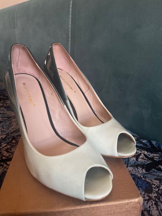 Туфли на шпильке