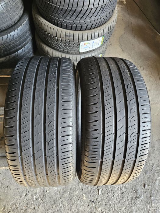 2 anvelope vara 245 40 18 Barum