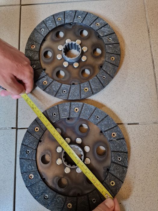 Disc ambreiaj tractor fiat 415 nou pe original import italia preț 350